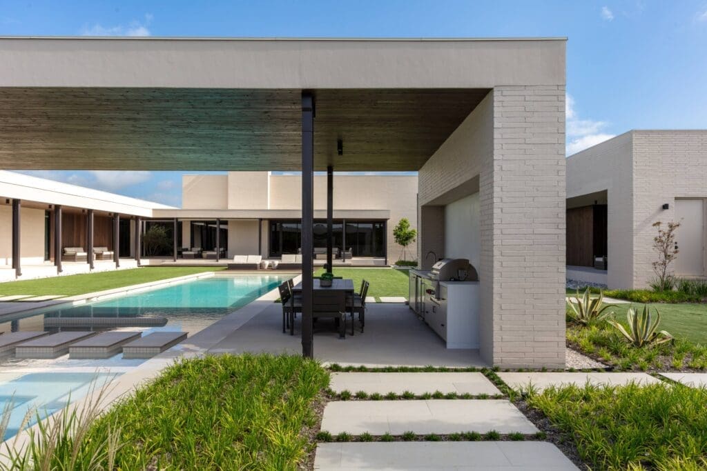 crescent-modern-11
