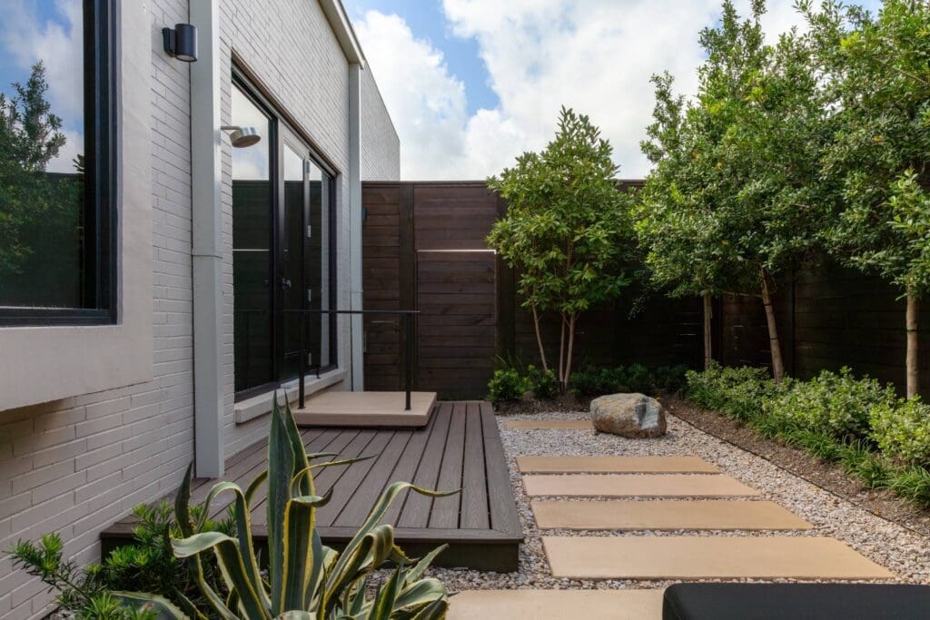 crescent-modern-27